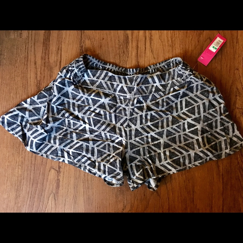 Xhileration Women's Boho Style Patterned Shorts